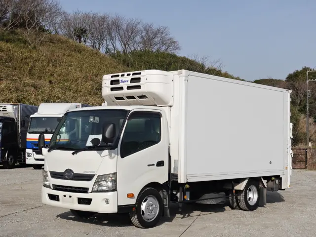 日野 デュトロ SKG-XZU710M(2WD)の写真30