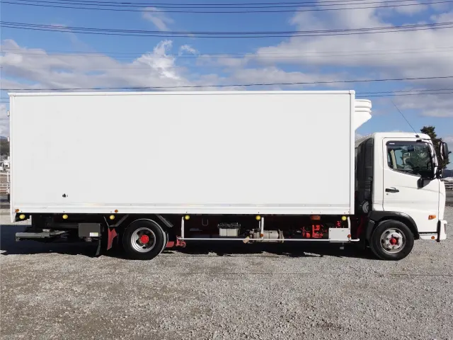 日野 レンジャー 2KG-FC2ABG(2WD)の写真10