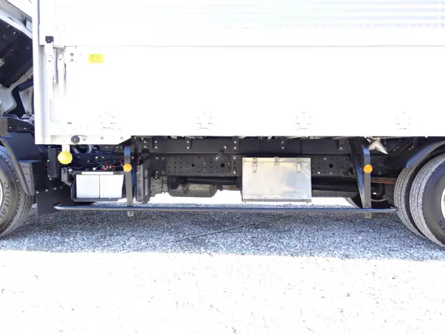 三菱 キャンター 2PG-FEB50(2WD)の写真17