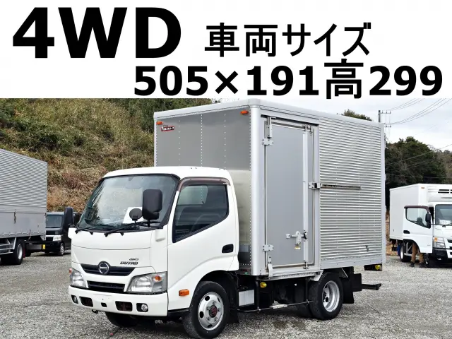 日野 デュトロ TKG-XZU675M(4WD)の写真1