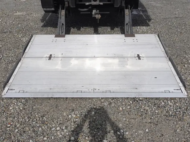 日野 レンジャー 2KG-GD2ABA(2WD)の写真11