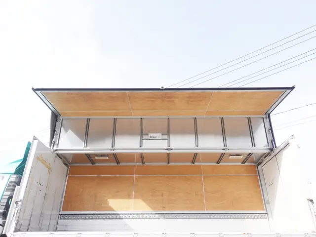 三菱 ファイター QKG-FK72FZ(2WD)の写真11