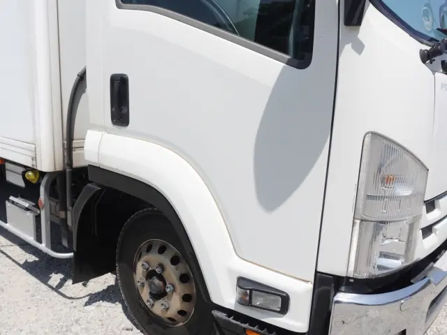 いすゞ フォワード TKG-FRR90S2(2WD)の写真5