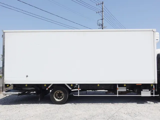 いすゞ フォワード TKG-FRR90S2(2WD)の写真7