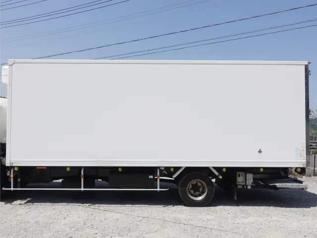 いすゞ フォワード TKG-FRR90S2(2WD)の写真10