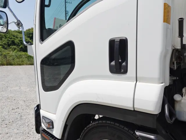 いすゞ フォワード TKG-FRR90S2(2WD)の写真12