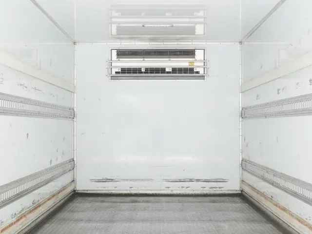いすゞ フォワード TKG-FRR90S2(2WD)の写真17