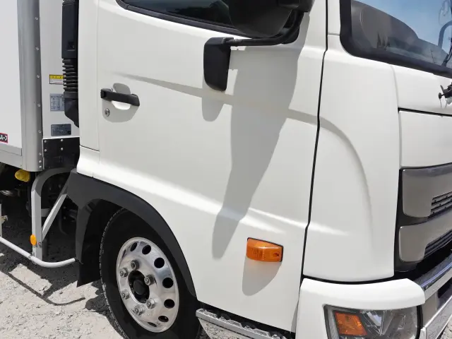 日野 レンジャー 2KG-FC2ABG(2WD)の写真5