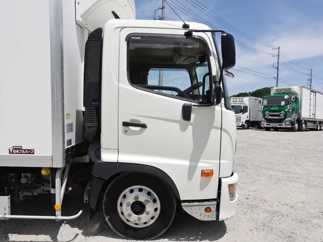 日野 レンジャー 2KG-FC2ABG(2WD)の写真6