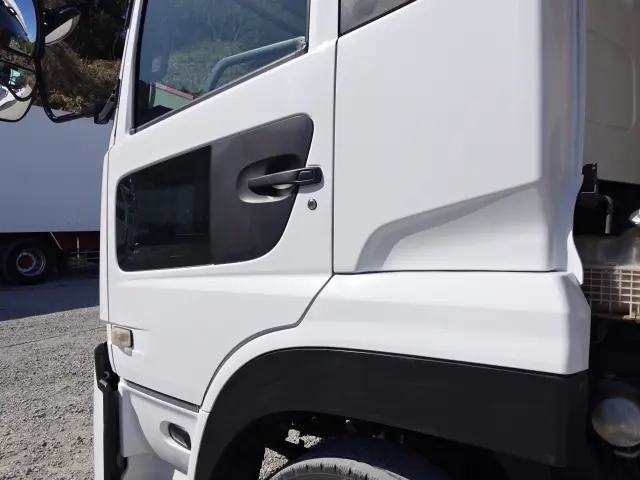 UD クオン 2PG-CG5CA(8x4)の写真11