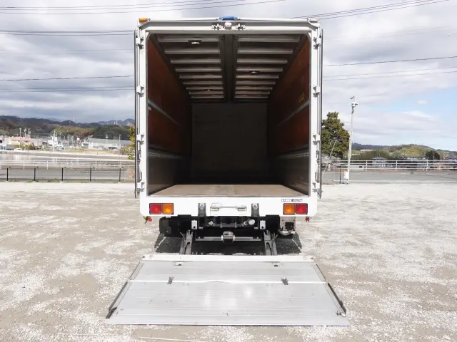 いすゞ フォワード TKG-FRR90S2(2WD)の写真15