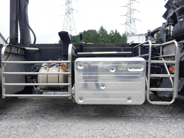 いすゞ フォワード 2KG-FVZ60U2(6x4)の写真11