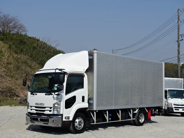 いすゞ フォワード 2RG-FRR90S2(2WD)の写真22