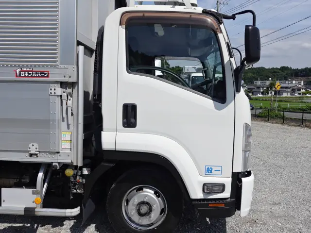 いすゞ フォワード TKG-FRR90S1(2WD)の写真4