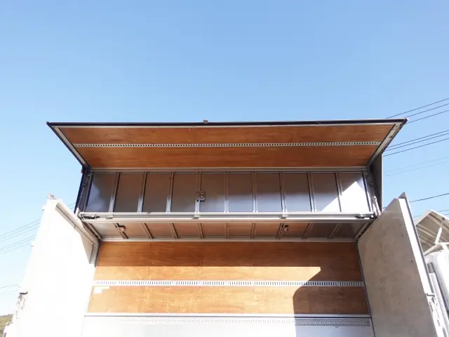 いすゞ フォワード TKG-FRR90S2(2WD)の写真14