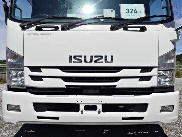 いすゞ フォワード 2PG-FRR90T2(2WD)の写真5
