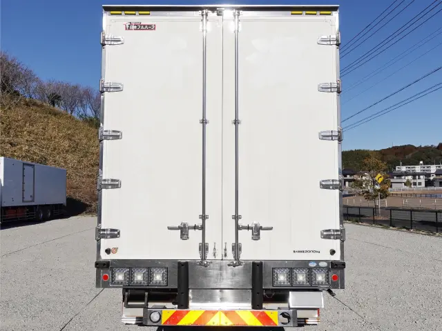 いすゞ フォワード TKG-FRR90T2(2WD)の写真10