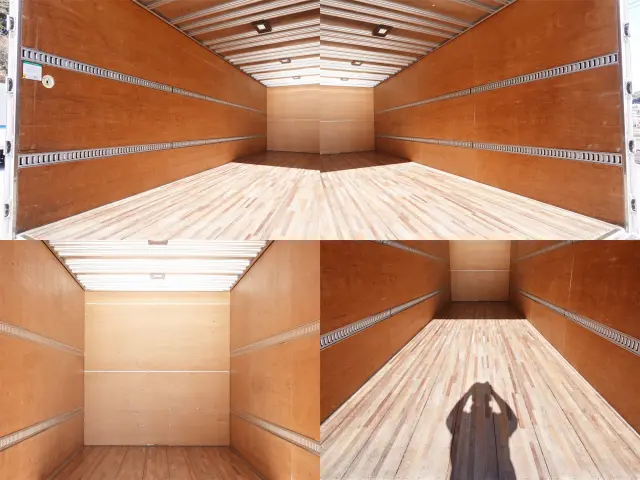 いすゞ フォワード TKG-FRR90T2(2WD)の写真16