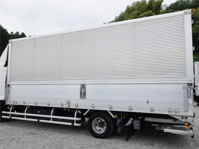 いすゞ フォワード TKG-FRR90S2(2WD)の写真8