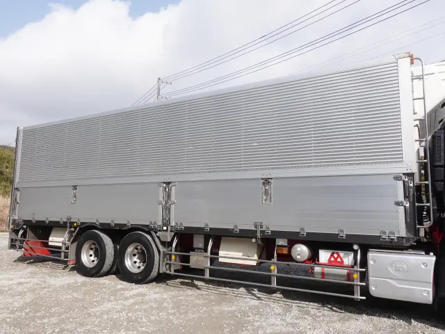 UD クオン 2PG-CD5CA(6x2)の写真9