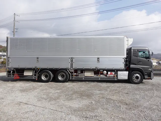 UD クオン 2PG-CD5CA(6x2)の写真10