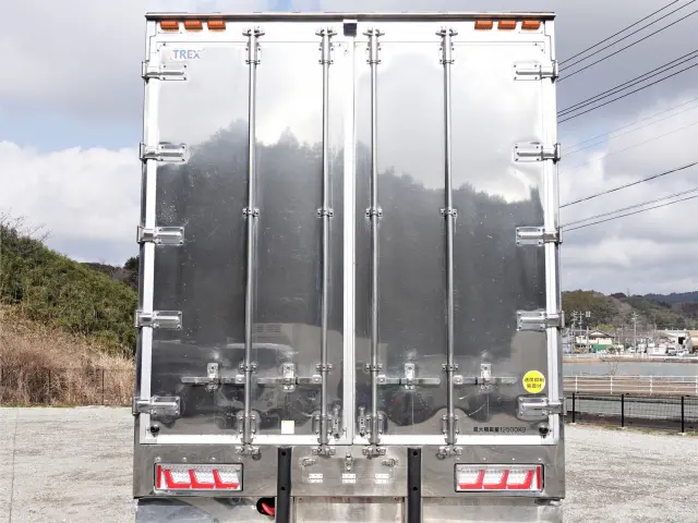 UD クオン 2PG-CD5CA(6x2)の写真11