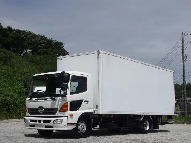 日野 レンジャー TKG-FC9JKAG(2WD)の写真1