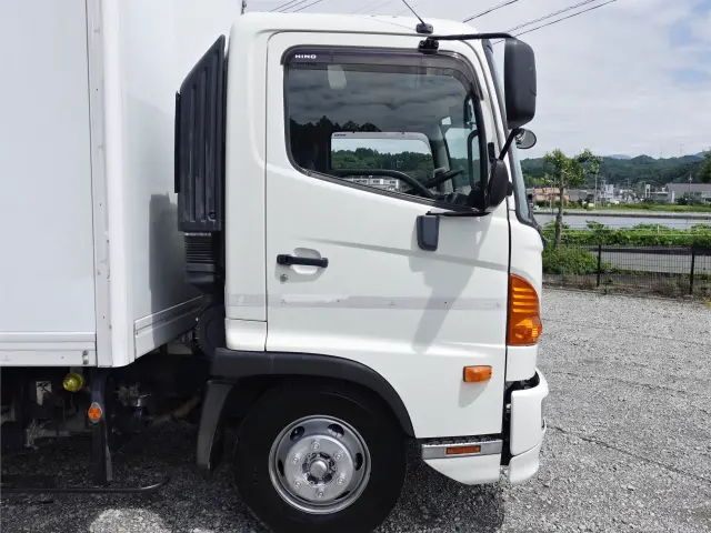 日野 レンジャー TKG-FC9JKAG(2WD)の写真4
