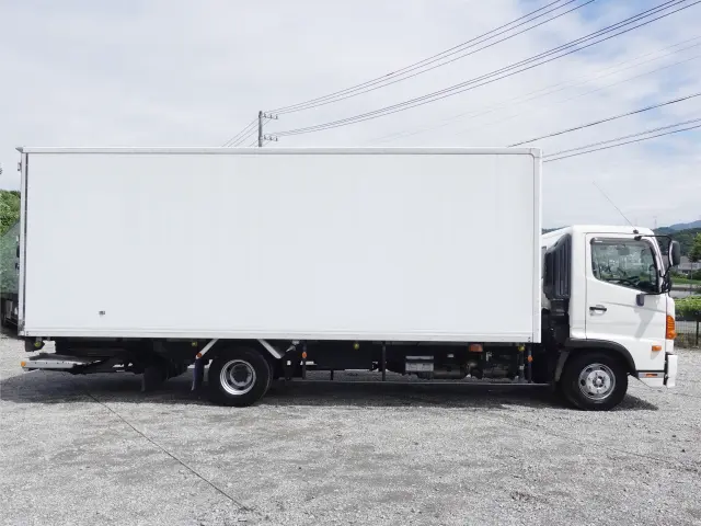 日野 レンジャー TKG-FC9JKAG(2WD)の写真6