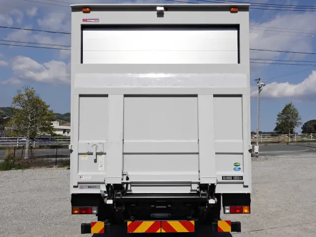 三菱 キャンター 2RG-FEB90(2WD)の写真10
