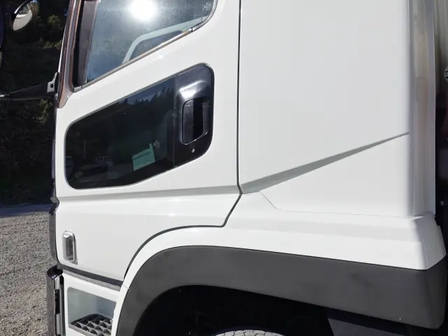 三菱 スーパーグレート 2PG-FS74HZ(8x4)の写真12