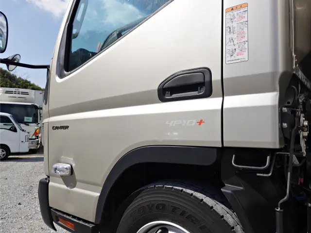 三菱 キャンター 2RG-FEB90(2WD)の写真13