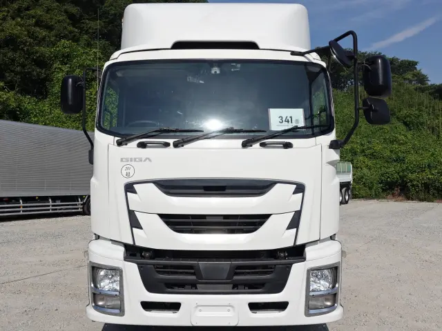 いすゞ ギガ QKG-CYJ77B(8x4)の写真3