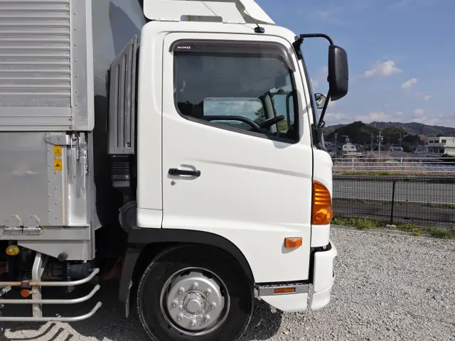 日野 レンジャー LKG-FJ7JNAA(2WD)の写真7