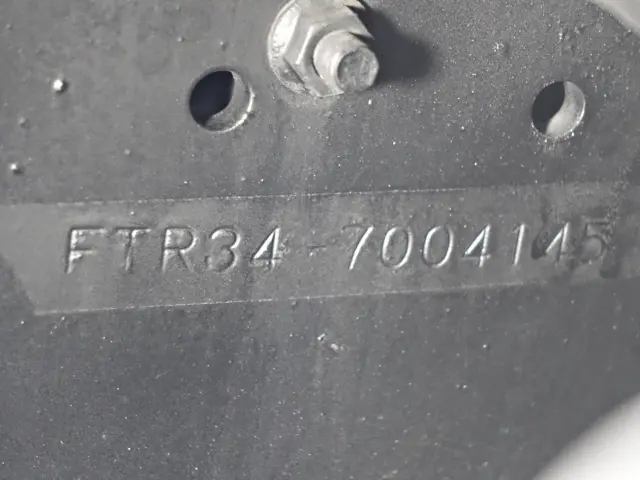 いすゞ フォワード LKG-FTR34S2(2WD)の写真13