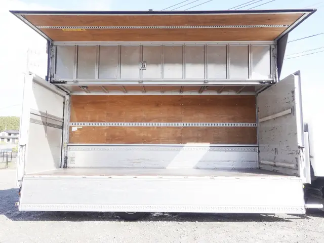 いすゞ フォワード SKG-FRR90S2(2WD)の写真14