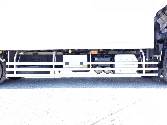 いすゞ ギガ QKG-CYL77A(2WD)の写真17