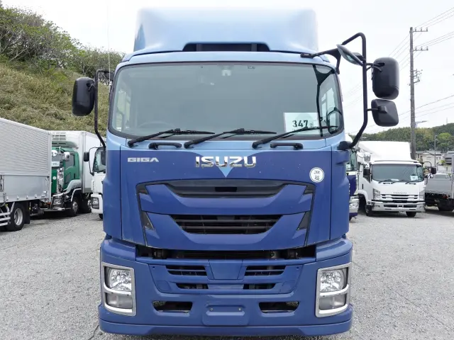 いすゞ ギガ QPG-CYJ77B(8x4)の写真3