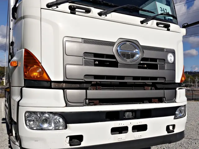 日野 プロフィア QKG-FR1EXBJ(6x2)の写真6