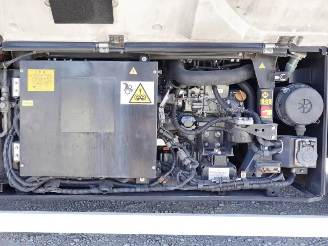 日野 プロフィア QKG-FR1EXBJ(6x2)の写真22