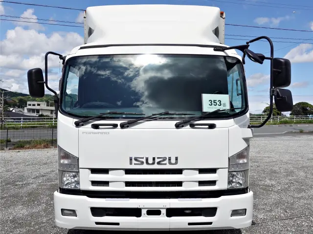 いすゞ フォワード SKG-FRR90T2(2WD)の写真3