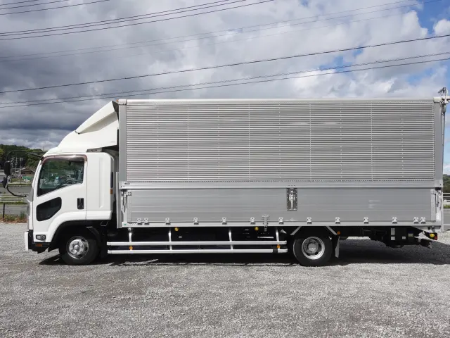 いすゞ フォワード SKG-FRR90T2(2WD)の写真10