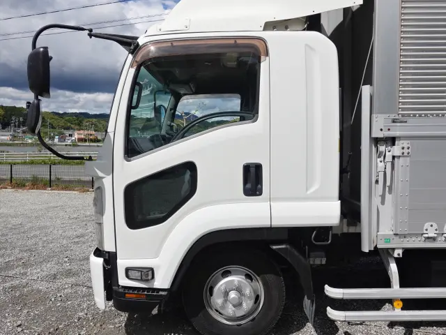 いすゞ フォワード SKG-FRR90T2(2WD)の写真12