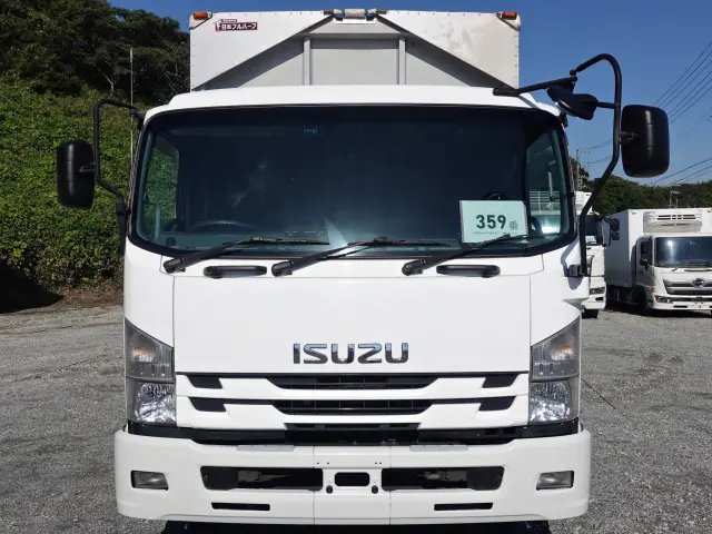 いすゞ フォワード TKG-FRR90T2(2WD)の写真3