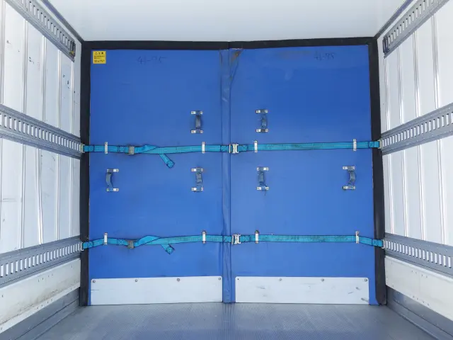 三菱 ファイター TKG-FK64F(2WD)の写真4