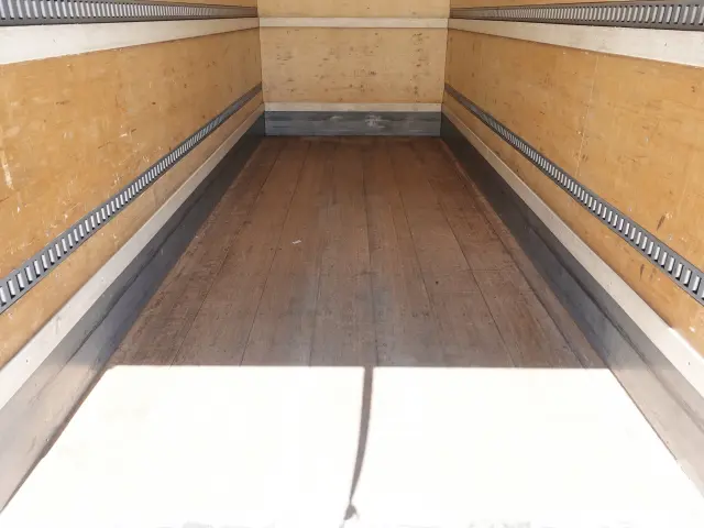 日野 レンジャー TKG-FC9JJAA(2WD)の写真12