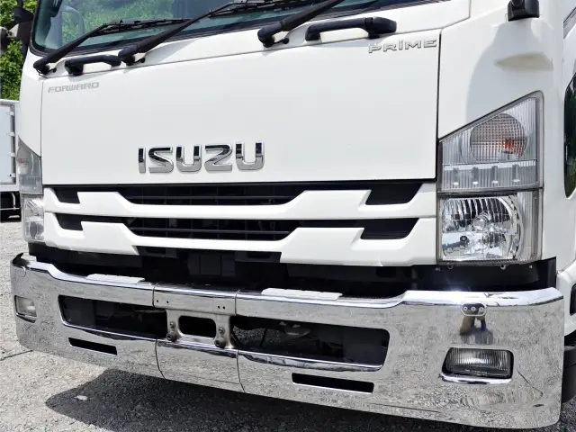 いすゞ フォワード 2RG-FRR90S2(2WD)の写真4