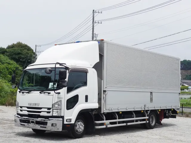 いすゞ フォワード 2RG-FRR90S2(2WD)の写真28