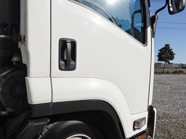 いすゞ フォワード PKG-FSR90S2(2WD)の写真7