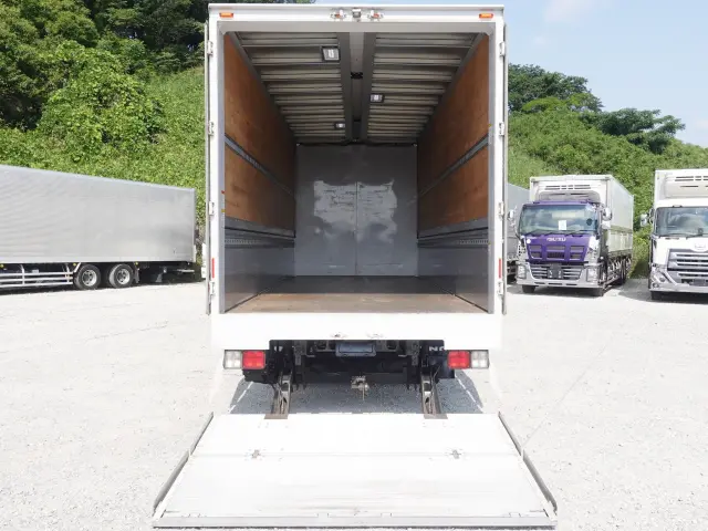 日野 レンジャー 2KG-FD2ABA(2WD)の写真17